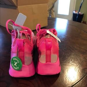 Pink Off White Nike Zoom Flys